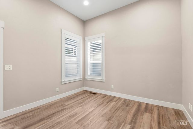 4640 N Mckinley Park, Meridian, ID 83646