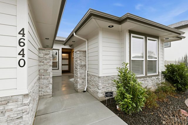 4640 N Mckinley Park, Meridian, ID 83646
