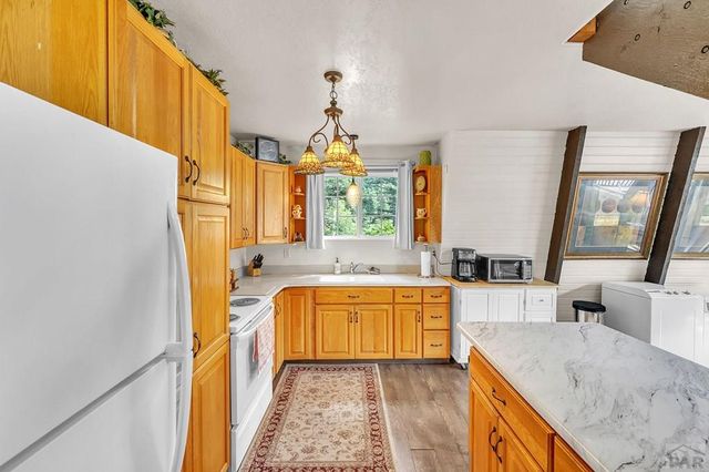 203 County Rd 370, San Isabel, CO 81069