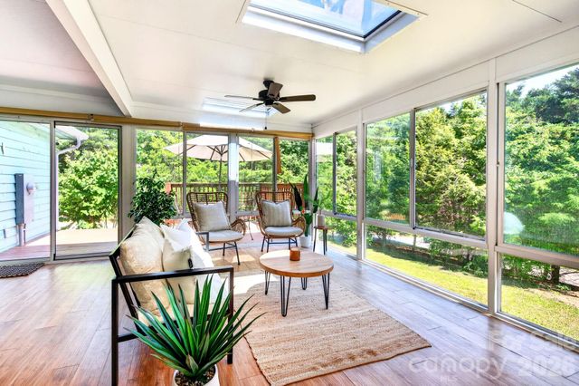 109 Lovers Loop Road, Asheville, NC 28803