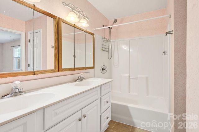 109 Lovers Loop Road, Asheville, NC 28803