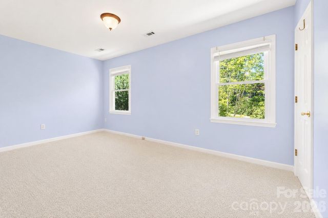 109 Lovers Loop Road, Asheville, NC 28803