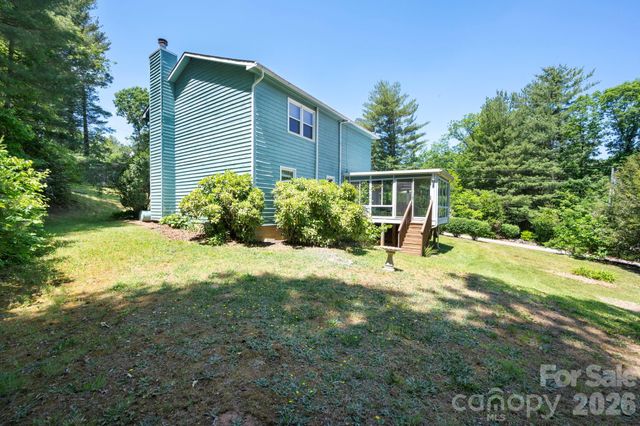 109 Lovers Loop Road, Asheville, NC 28803