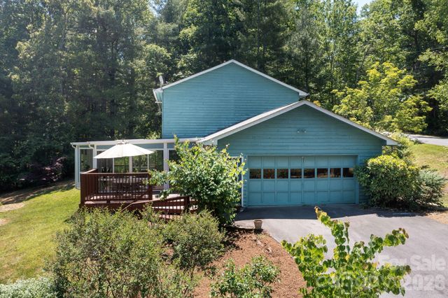 109 Lovers Loop Road, Asheville, NC 28803