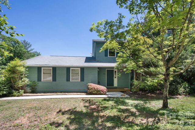 109 Lovers Loop Road, Asheville, NC 28803