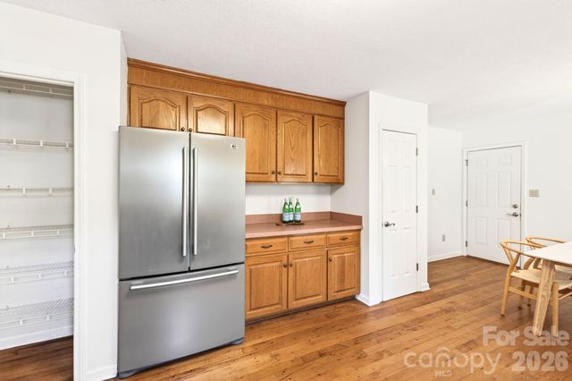 109 Lovers Loop Road, Asheville, NC 28803