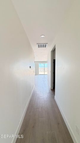 12320 Ben Dowell Way, El Paso, TX 79934
