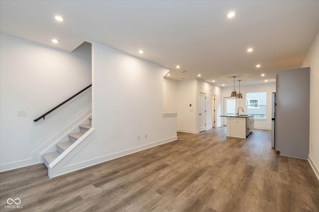 2145 Coretta Way, Indianapolis, IN 46202