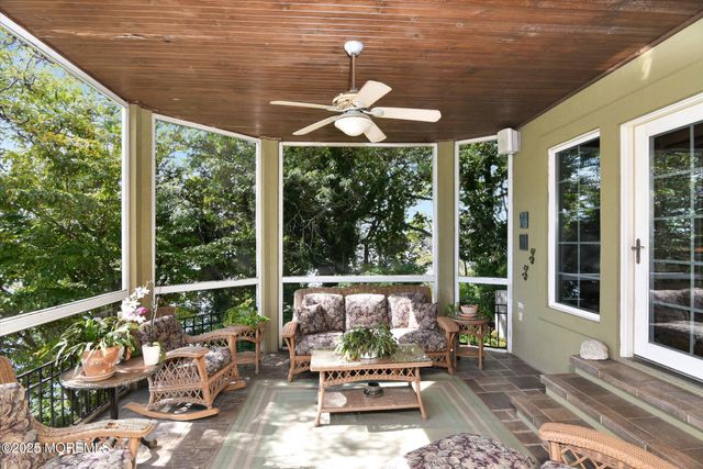 1012 Brainard Place, Brielle, NJ 08730