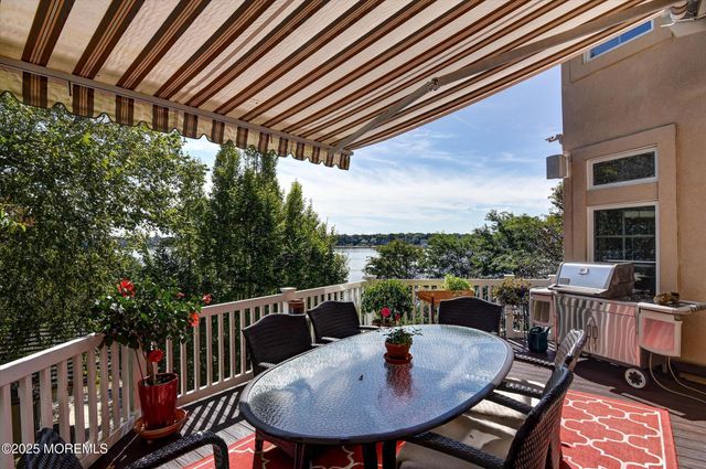 1012 Brainard Place, Brielle, NJ 08730