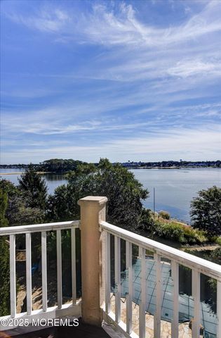 1012 Brainard Place, Brielle, NJ 08730