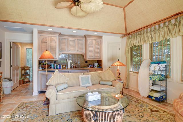 1012 Brainard Place, Brielle, NJ 08730