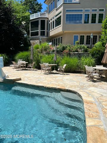 1012 Brainard Place, Brielle, NJ 08730