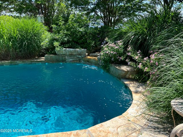 1012 Brainard Place, Brielle, NJ 08730