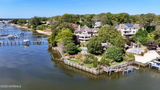 1012 Brainard Place, Brielle, NJ 08730