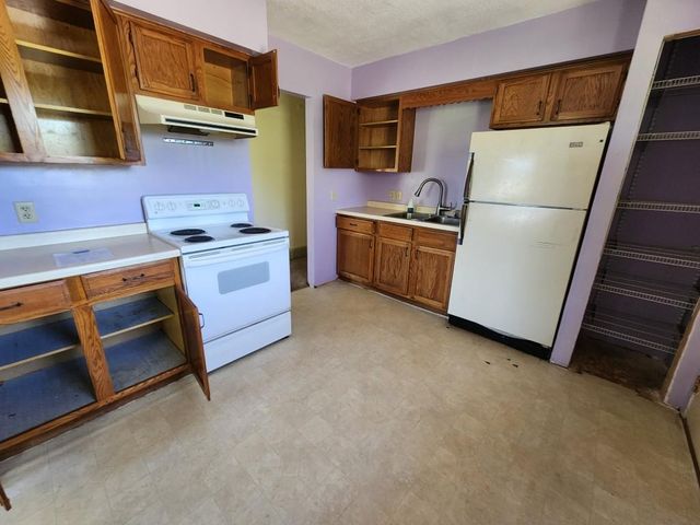23680 141st Avenue N, Rogers, MN 55374