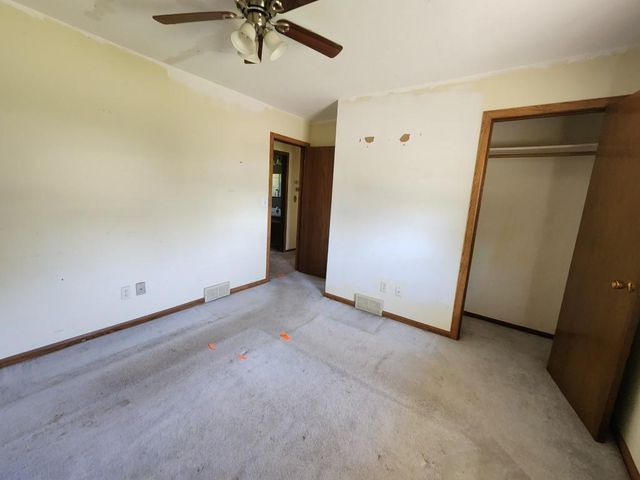 23680 141st Avenue N, Rogers, MN 55374