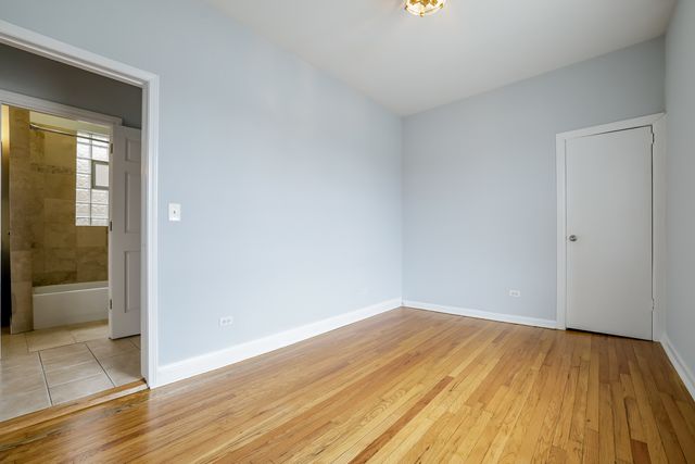 4413 W Montrose Avenue 3, Chicago, IL 60641