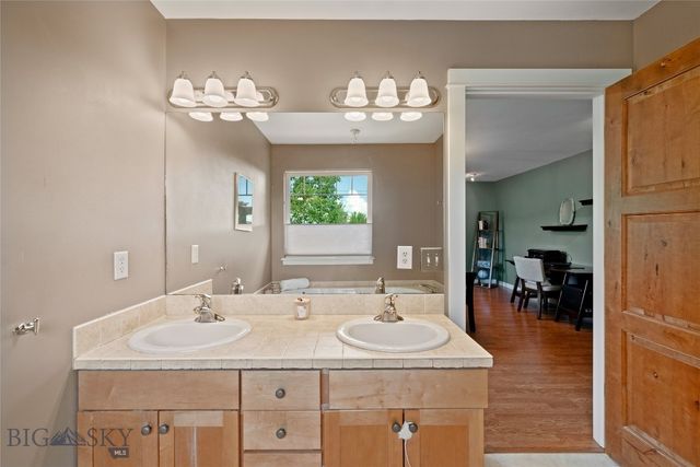 1234 Hunters Way, Bozeman, MT 59718