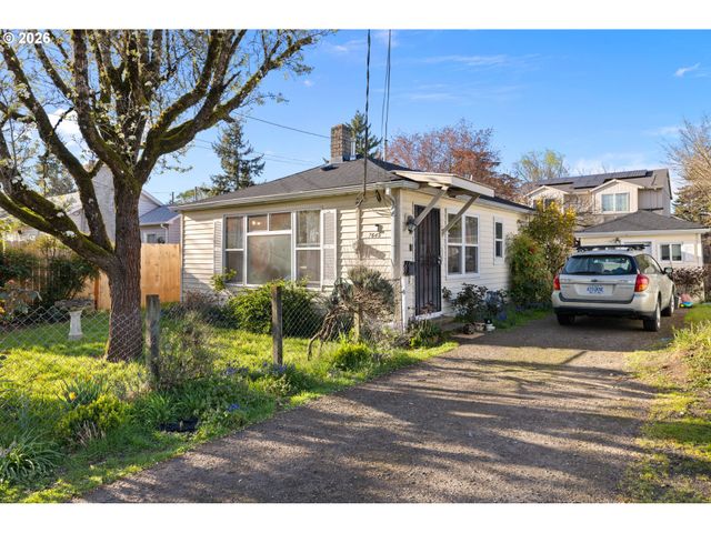 7645 Se HENDERSON St, Portland, OR 97206