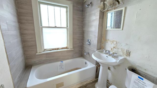 3851 Aldrich Avenue N, Minneapolis, MN 55412