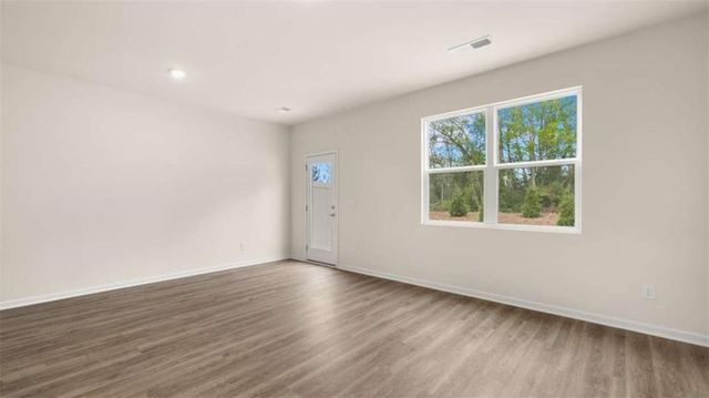 2052 Crossing Road, Stone Mountain, GA 30088