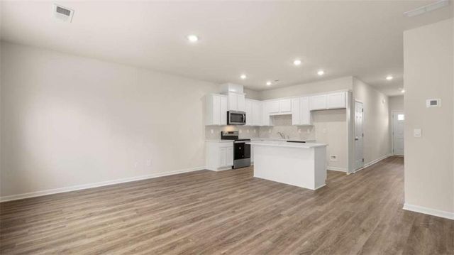 2052 Crossing Road, Stone Mountain, GA 30088