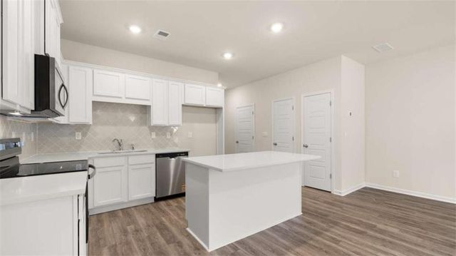 2052 Crossing Road, Stone Mountain, GA 30088