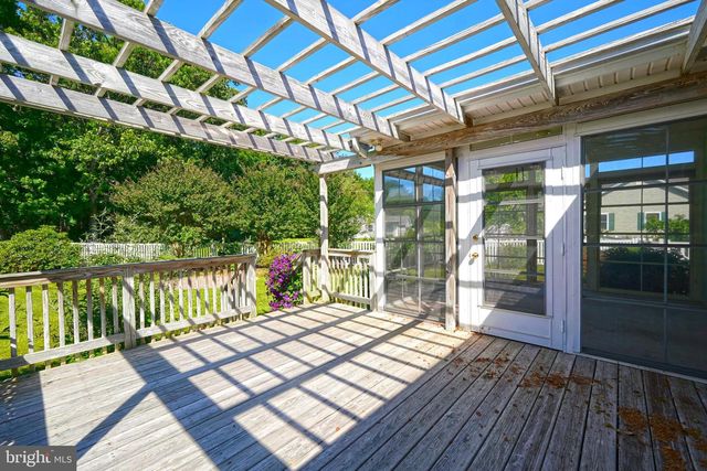 2 MARGATE CT, Lewes, DE 19958