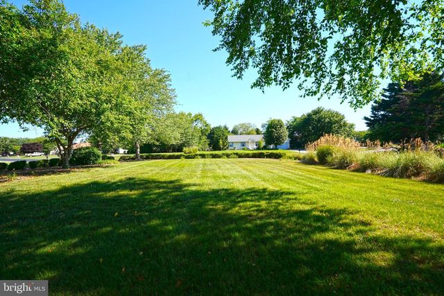 2 MARGATE CT, Lewes, DE 19958