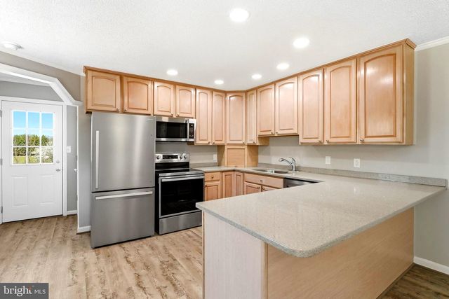 22064 YELLOWBOTTOM, Lignum, VA 22726