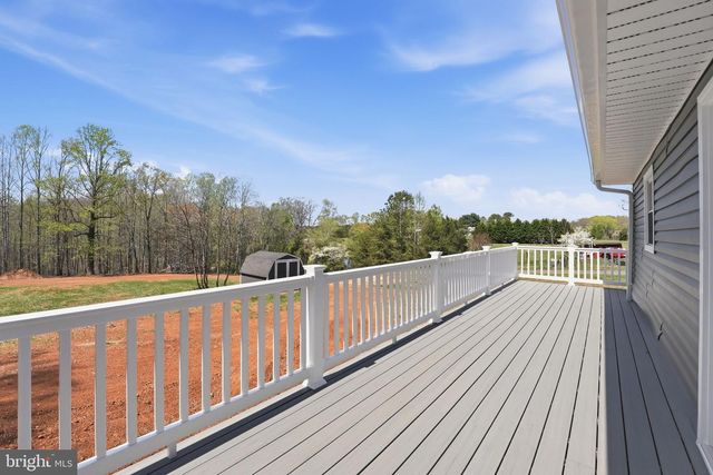 22064 YELLOWBOTTOM, Lignum, VA 22726