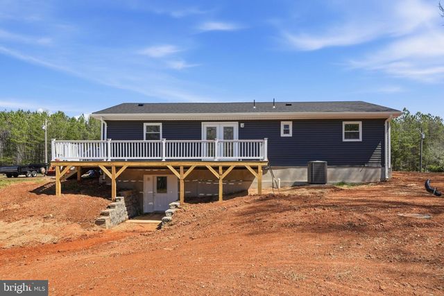 22064 YELLOWBOTTOM, Lignum, VA 22726