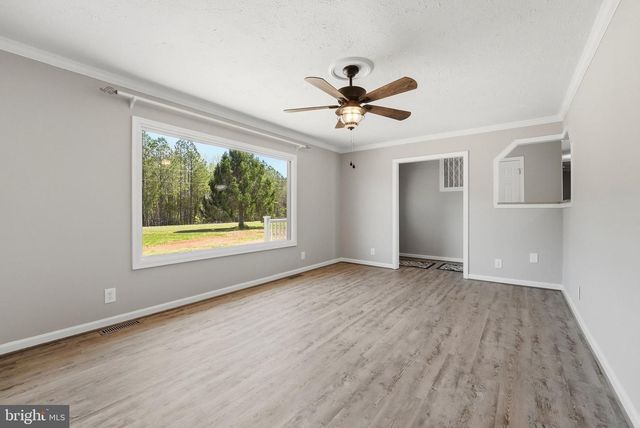 22064 YELLOWBOTTOM, Lignum, VA 22726