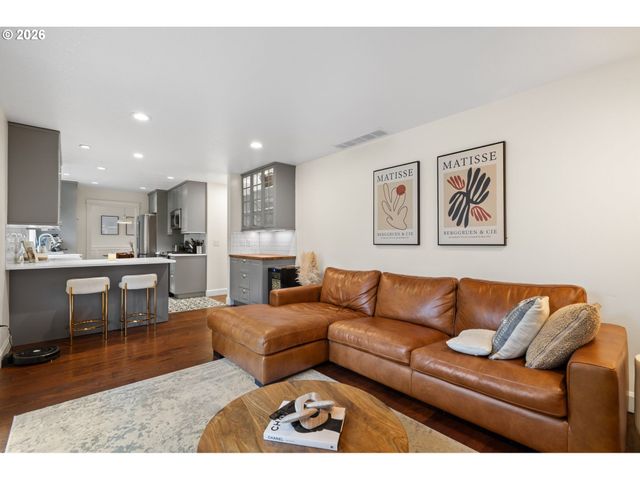 1924 Nw 31ST Way, Camas, WA 98607