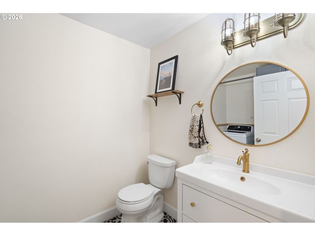 1924 Nw 31ST Way, Camas, WA 98607