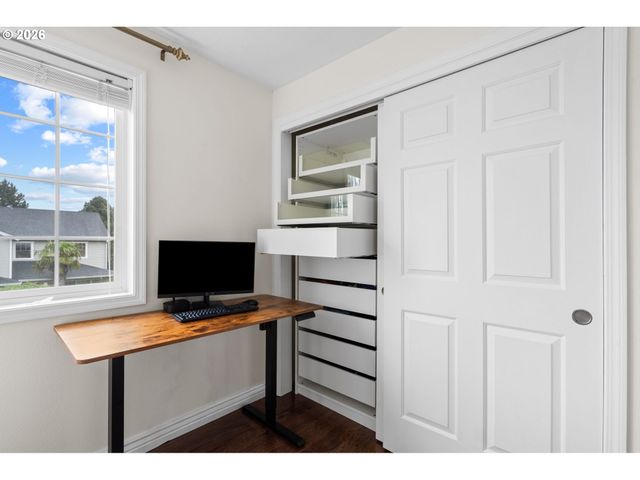 1924 Nw 31ST Way, Camas, WA 98607