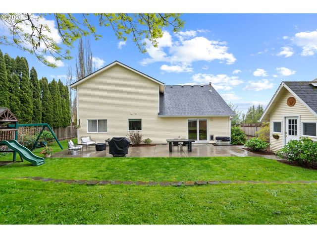 1924 Nw 31ST Way, Camas, WA 98607