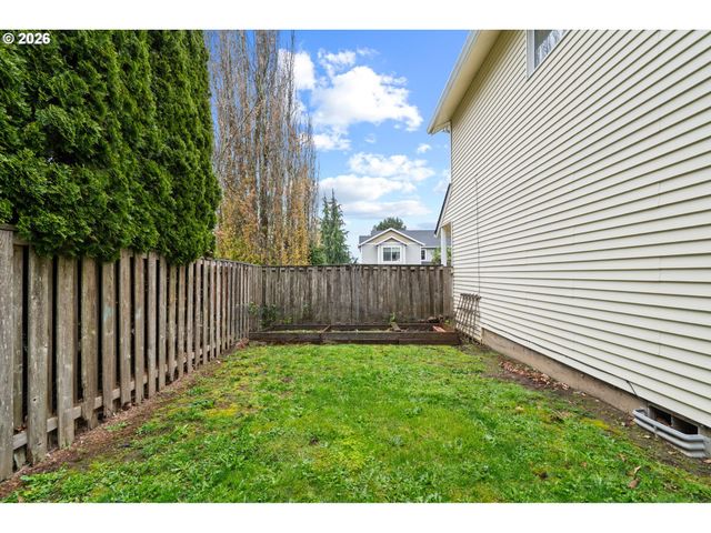 1924 Nw 31ST Way, Camas, WA 98607