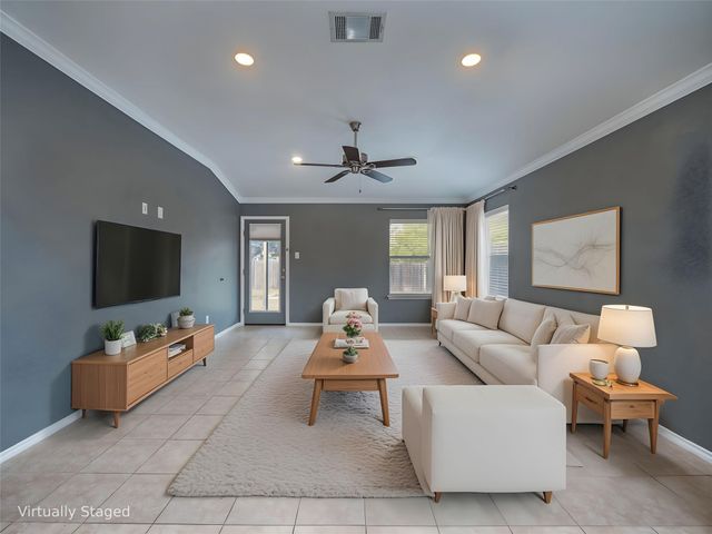 330 Altamont ST, Hutto, TX 78634