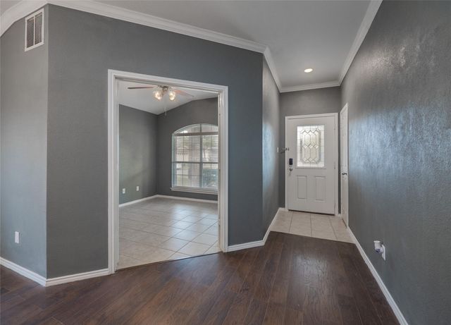 330 Altamont ST, Hutto, TX 78634