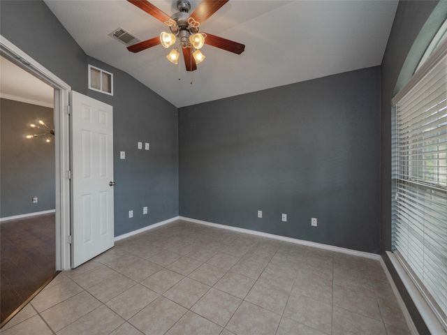 330 Altamont ST, Hutto, TX 78634