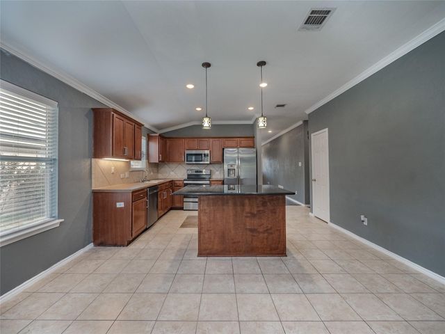 330 Altamont ST, Hutto, TX 78634