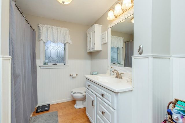 15 Newells Meadow Lane, Derry, NH 03038