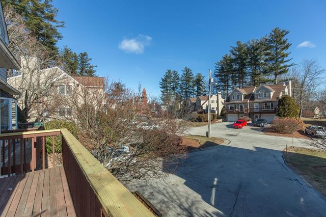 15 Newells Meadow Lane, Derry, NH 03038