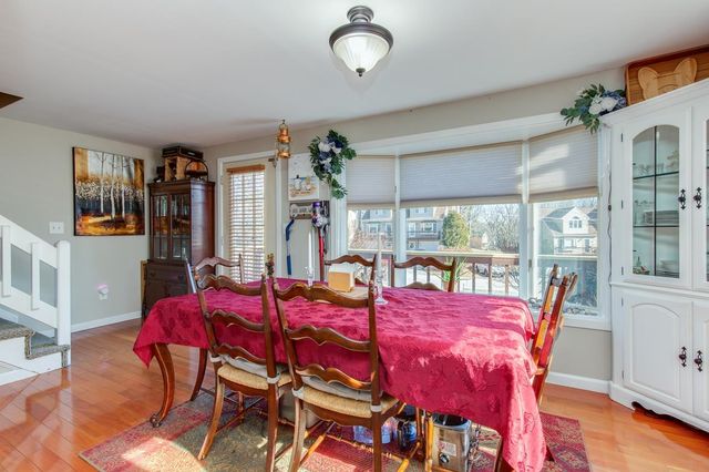 15 Newells Meadow Lane, Derry, NH 03038