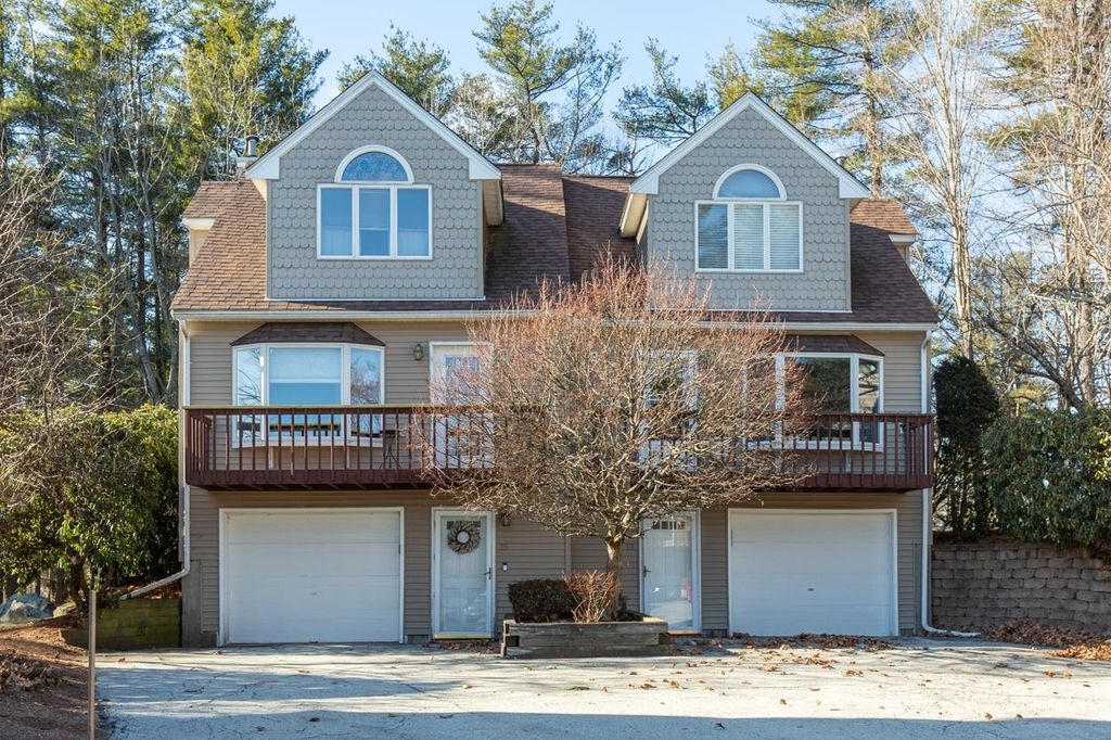 15 Newells Meadow Lane, Derry, NH 03038