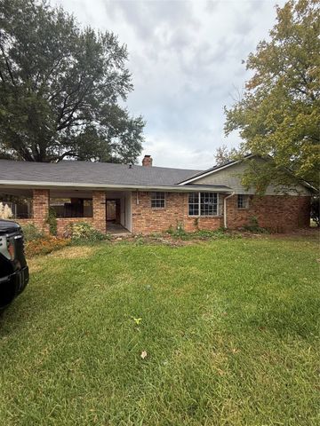 401 Plaza Circle, Bossier City, LA 71111