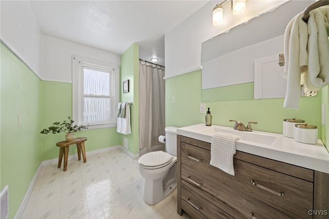 263 Wayland Road, Salina, NY 13208