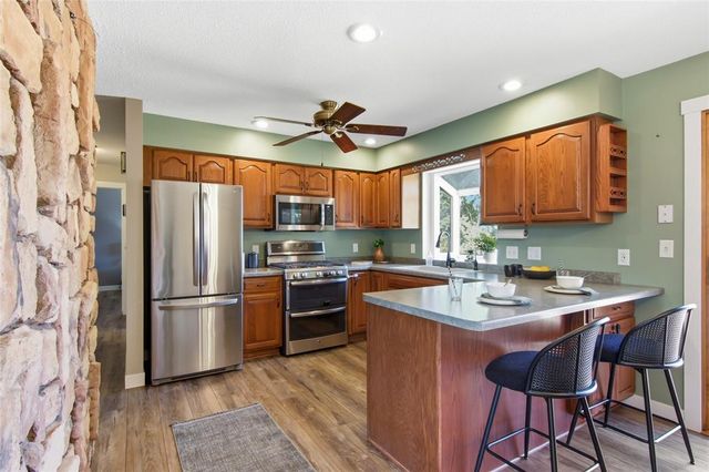 3721 Maywood Drive, Eau Claire, WI 54703
